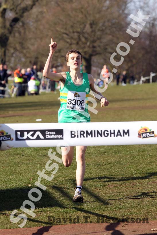 Jonathan Davies wins the Under-17 Mens, McCain Inter Counties Cross Country, Cofton Park, Birmingham.